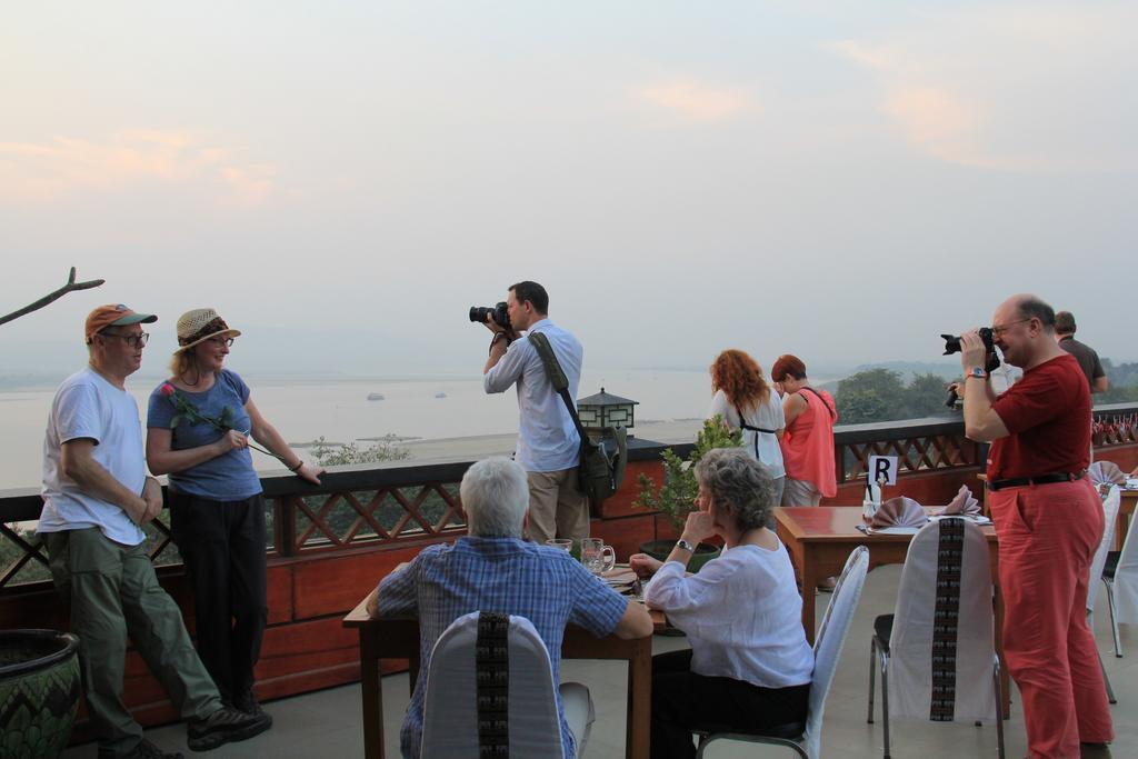 Ayarwaddy River View Hotel Μανταλέι Εξωτερικό φωτογραφία